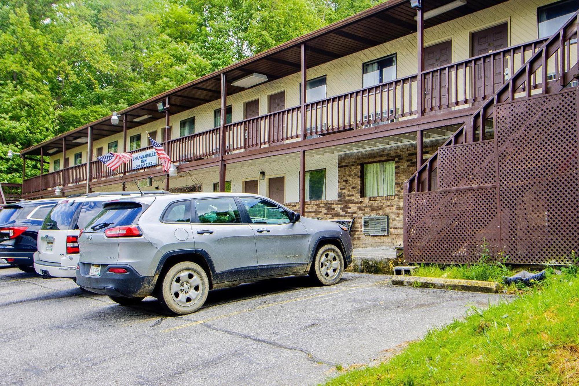 Oyo Hotel Chapmanville Inn, Wv - Hwy 119 Dış mekan fotoğraf
