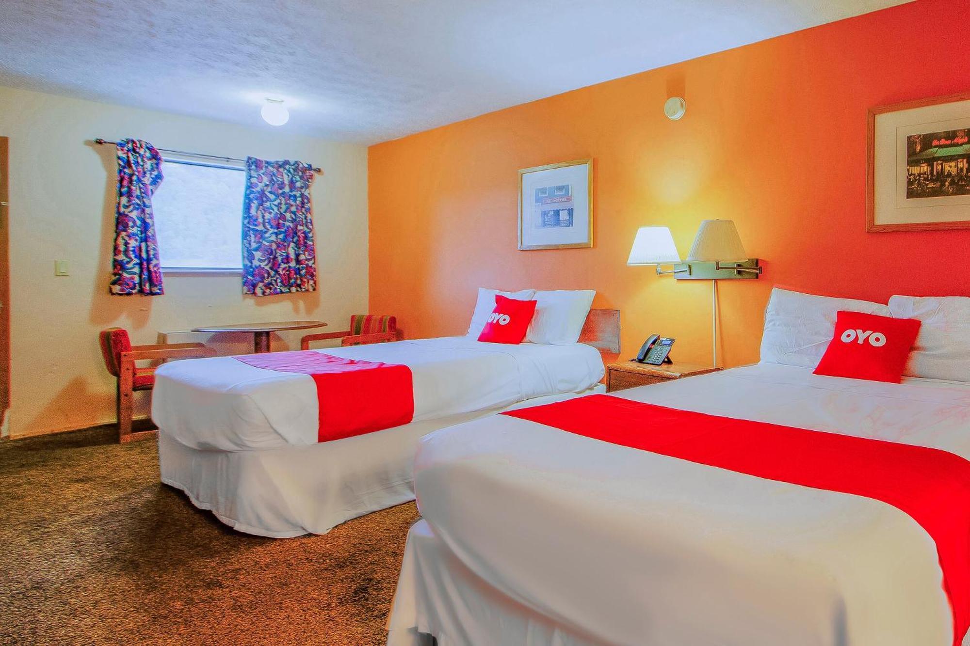 Oyo Hotel Chapmanville Inn, Wv - Hwy 119 Dış mekan fotoğraf