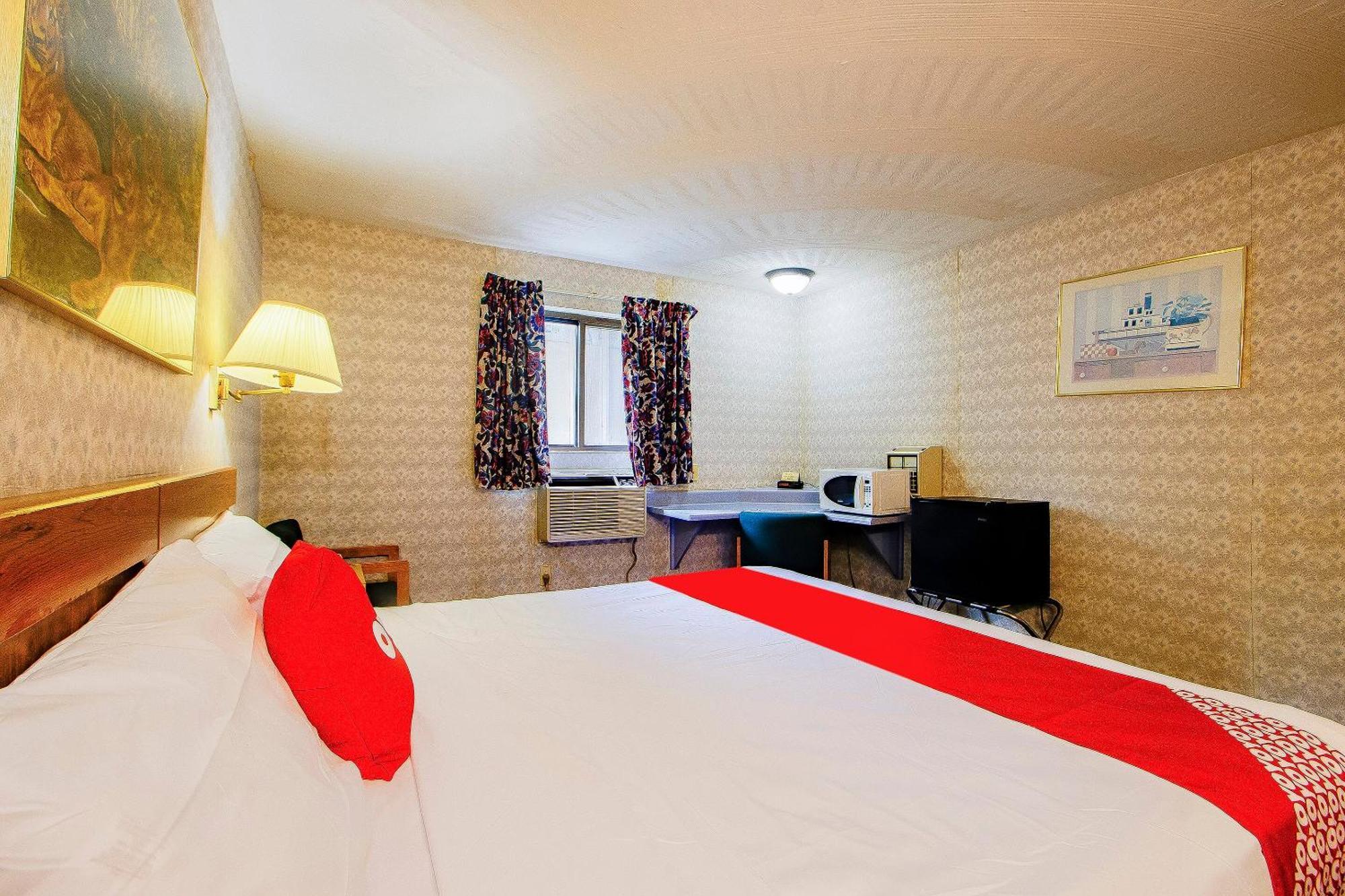 Oyo Hotel Chapmanville Inn, Wv - Hwy 119 Dış mekan fotoğraf