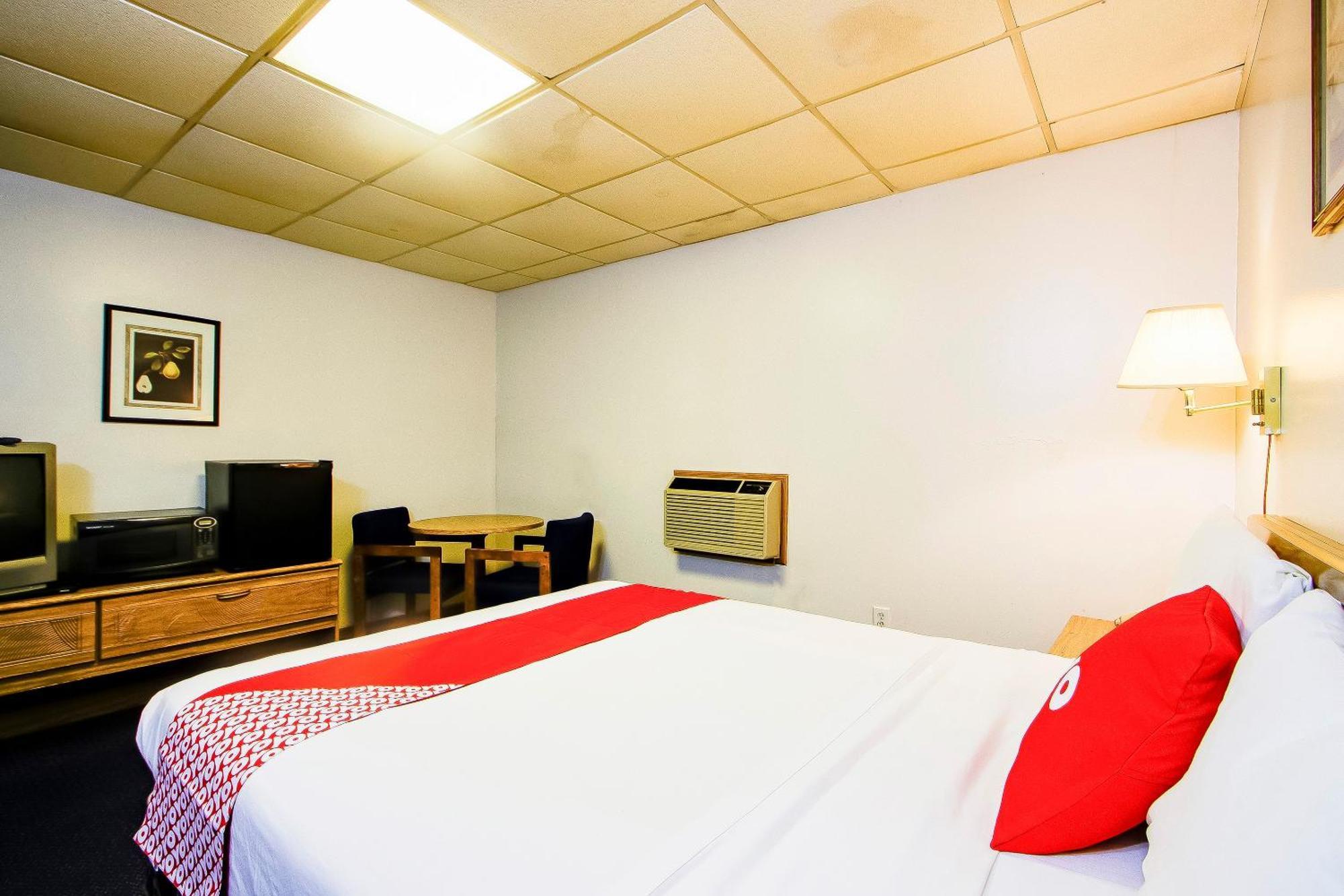 Oyo Hotel Chapmanville Inn, Wv - Hwy 119 Dış mekan fotoğraf